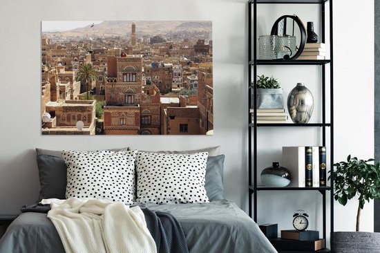 Paysage urbain du centre-ville et palmier solitaire de Sanaa au Yémen Toile 140x90 cm - Tirage photo sur toile (Décoration murale salon / chambre)