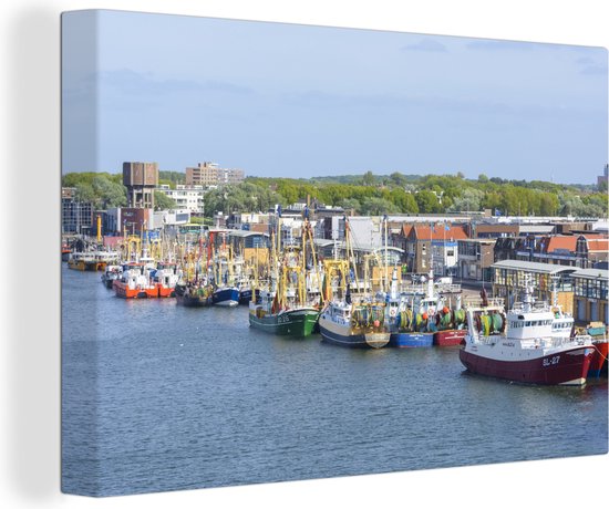 Canvas Schilderij Vissersboten in de haven van IJmuiden - 30x20 cm - Wanddecoratie