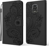 Voor Xiaomi Redmi Note 9S / Note 9 Pro Pauw Reliëfpatroon Horizontale Flip Leren Case met Houder & Kaartsleuven & Portemonnee & Lanyard (Zwart)