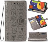 Voor Galaxy A70 / A70S schattige kat en hond reliëf horizontale flip lederen tas met beugel / kaartsleuf / portemonnee / lanyard (grijs)