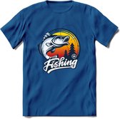 Fishing - Vissen T-Shirt | Grappig Verjaardag Vis Hobby Cadeau Shirt | Dames - Heren - Unisex | Tshirt Hengelsport Kleding Kado - Donker Blauw - XL