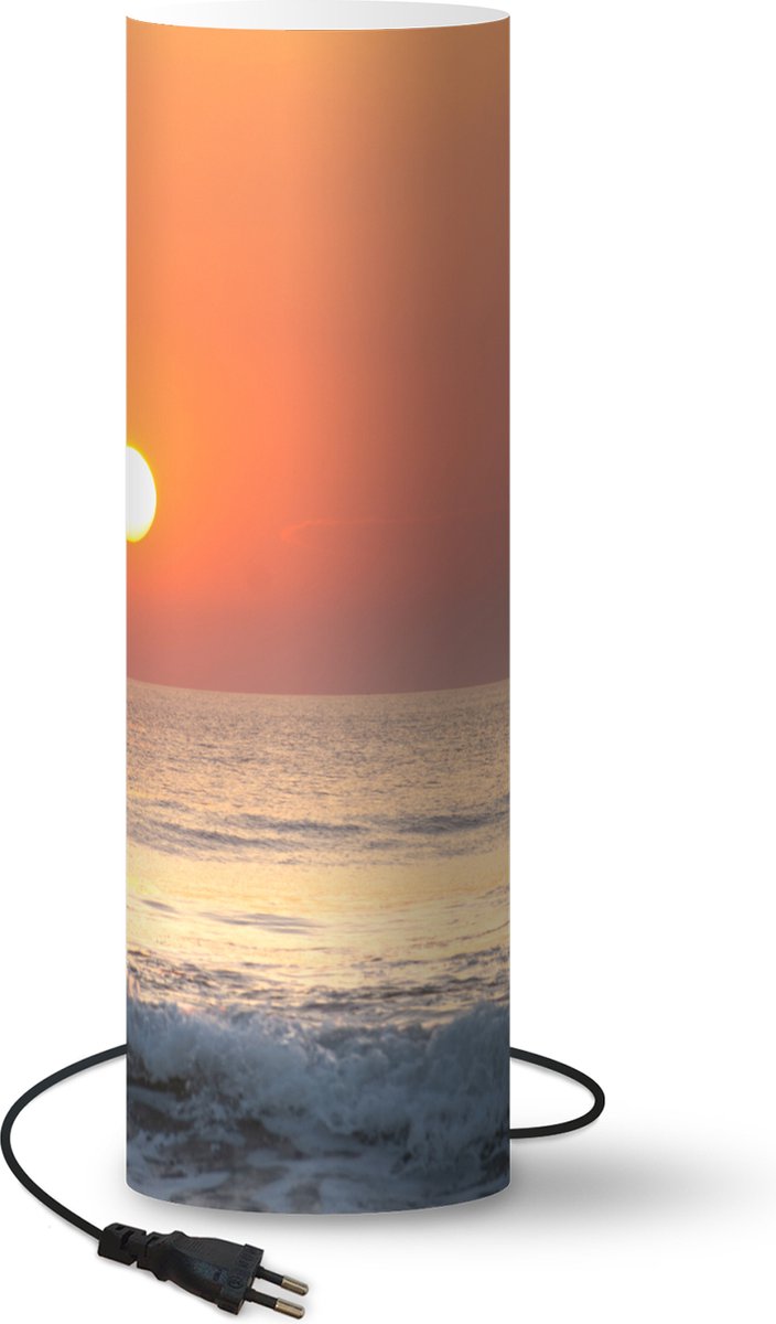 Lamp - Nachtlampje - Tafellamp slaapkamer - Zee - Surfen - Zon - 70 cm hoog - Ø22.3 cm - Inclusief LED lamp