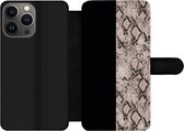 Bookcase Geschikt voor iPhone 13 Pro telefoonhoesje - Slangen - Design - Reptielen - Met vakjes - Wallet case met magneetsluiting