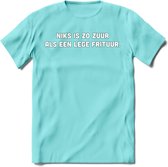 Niks Is Zo Zuur... - Snack T-Shirt | Grappig Verjaardag Kleding Cadeau | Eten En Snoep Shirt | Dames - Heren - Unisex Tshirt | - Licht Blauw - L