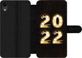 Bookcase Geschikt voor iPhone XR telefoonhoesje - Oudejaarsavond - Nieuwjaar - 2022 - Met vakjes - Wallet case met magneetsluiting