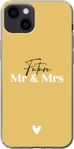 Geschikt voor iPhone 13 hoesje - 'Future Mr & Mrs' - Trouwen - Spreuken - Quotes - Siliconen Telefoonhoesje