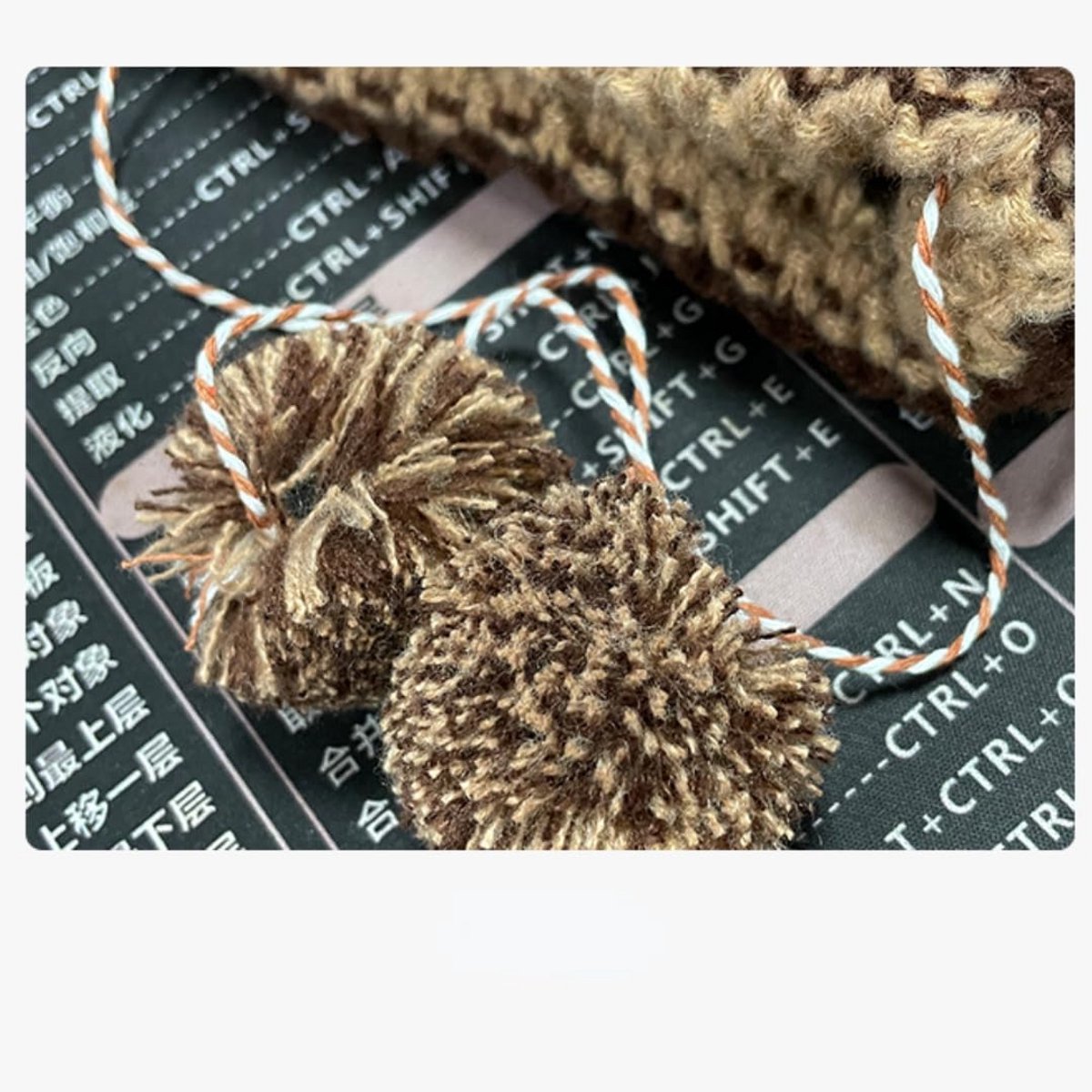 Gebreide Muts met Kat Oren | Y2K Stijl Beanie met Pompons voor Dames en Heren — cadeau in Mode & Accessoires - foto 2
