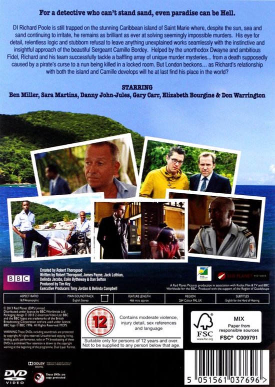 Achterkant van een "Death In Paradise S2" dvd-hoes. Bevat tekst, foto's van de cast en artwork van de serie in het Caribisch gebied.