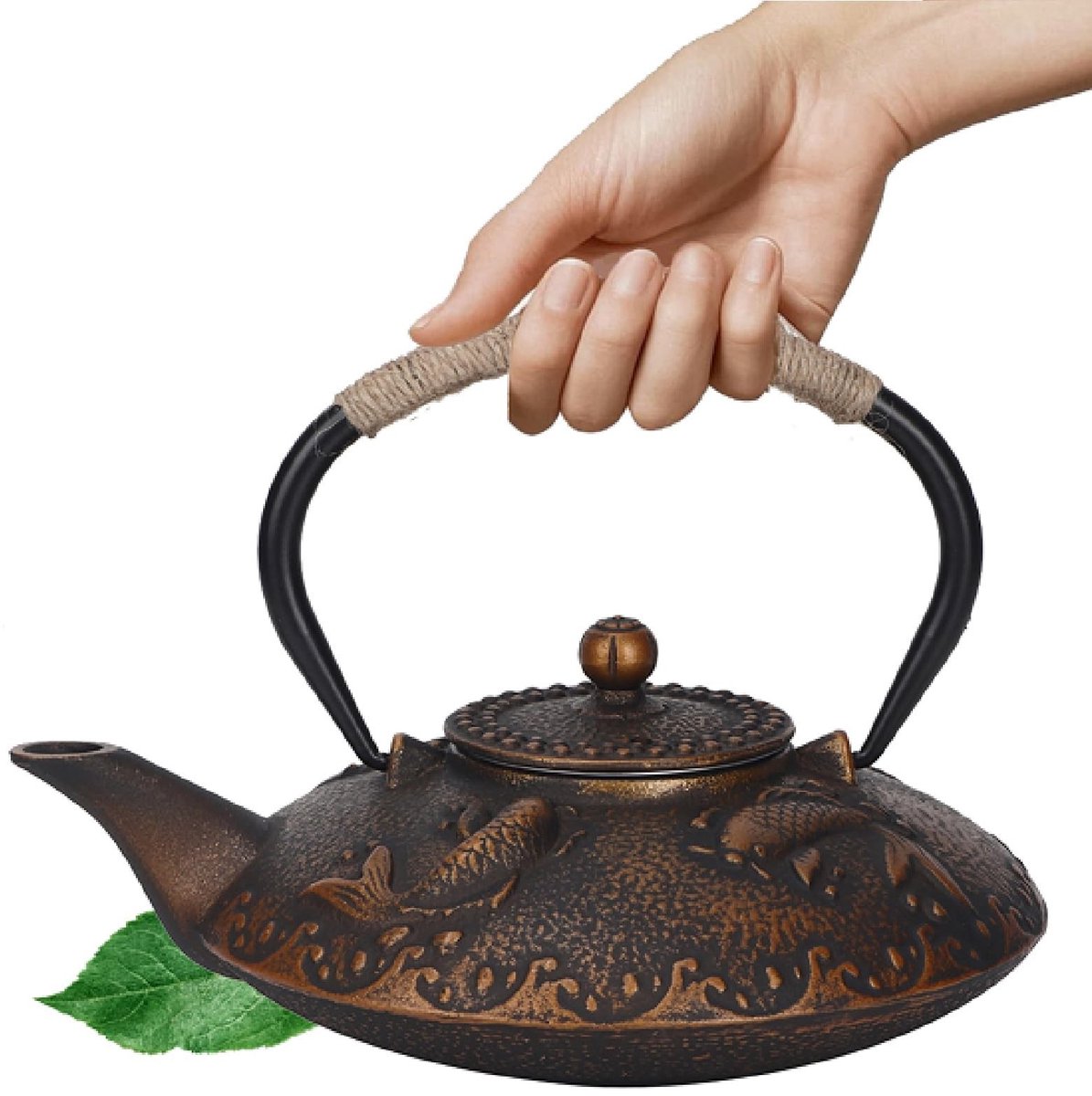 Allecto - Japanse Stijl Waterkoker - Gietijzeren Waterketel - Elegante Theepot met Handvat - Koi Vis Patroon - 0,9 Liter - Voor Theeliefhebbers - C...