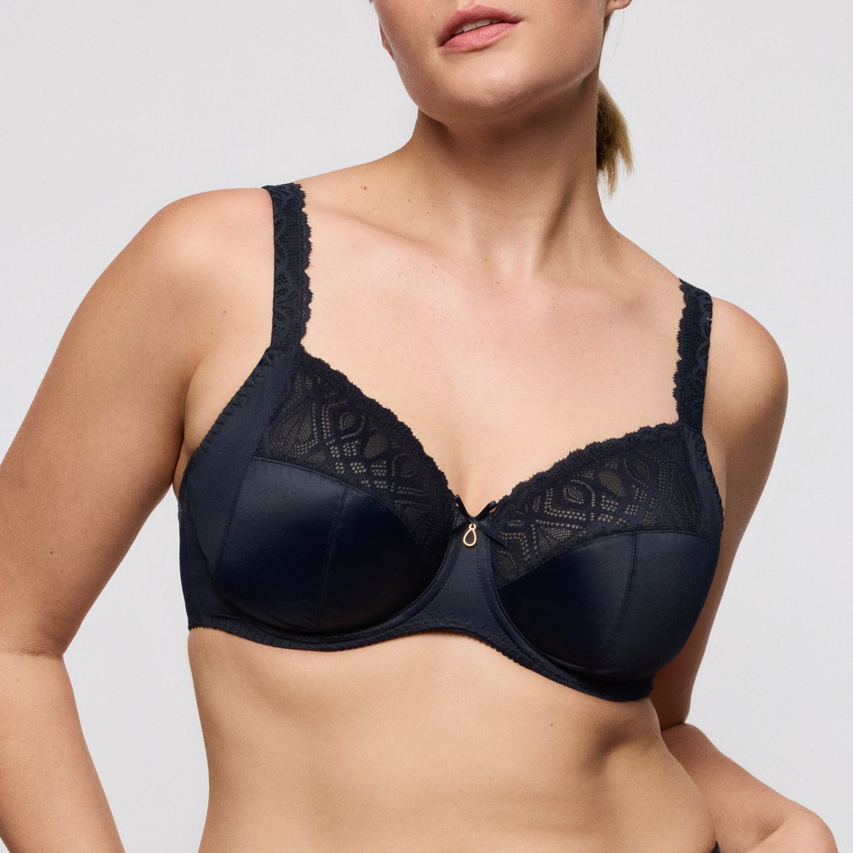 PrimaDonna Salerno Beugel Bh 0163530 Midnight Blue - maat EU 115E / FR