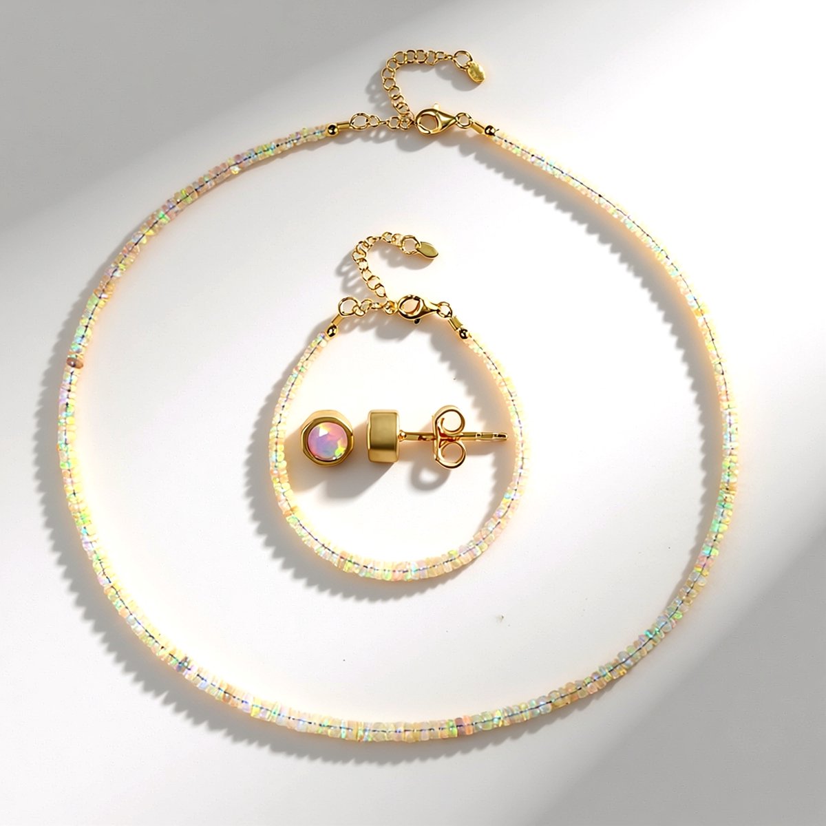 Cavill - Zilveren Set Verguld - 45,99 ct Welo Opalen uit Ethiopië - Elegante Oorbellen Armband Ketting - Ronde en Fancy Kraalvormen