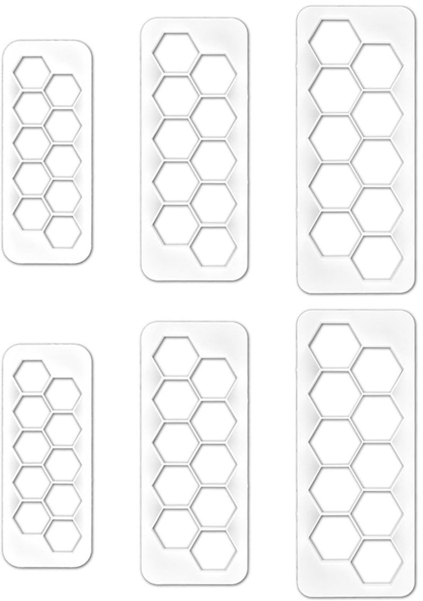 LIVIA HOME- Koekjesset 6 Stuks - Hexagon Bakvorm - Voetbalkoekjes - Voetbaltaartdecoraties - Creatief Bakken - Perfect voor Feestjes