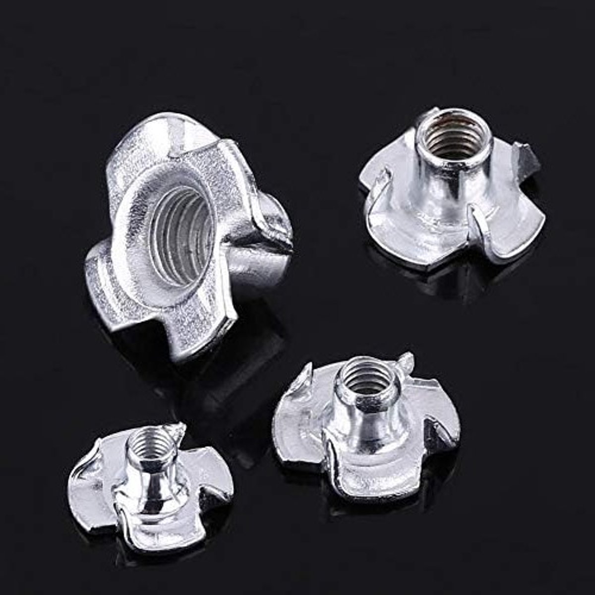 T-Vormige Moeren van Gegalvaniseerd Staal M3/M4/M5/M6/M8 - Duurzame T-Moeren voor Houtbewerking, 50 Stuks M4