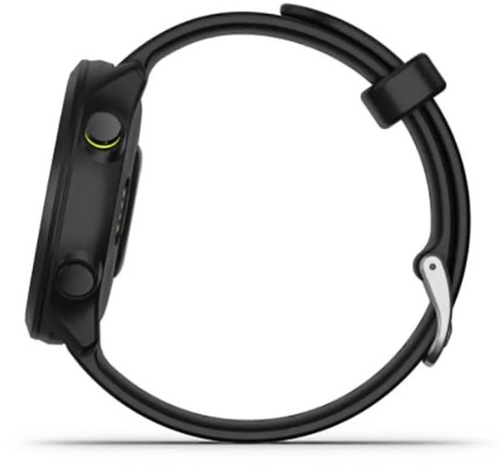 Zijprofiel van een zwart Garmin Forerunner 55 sporthorloge met zwarte band.