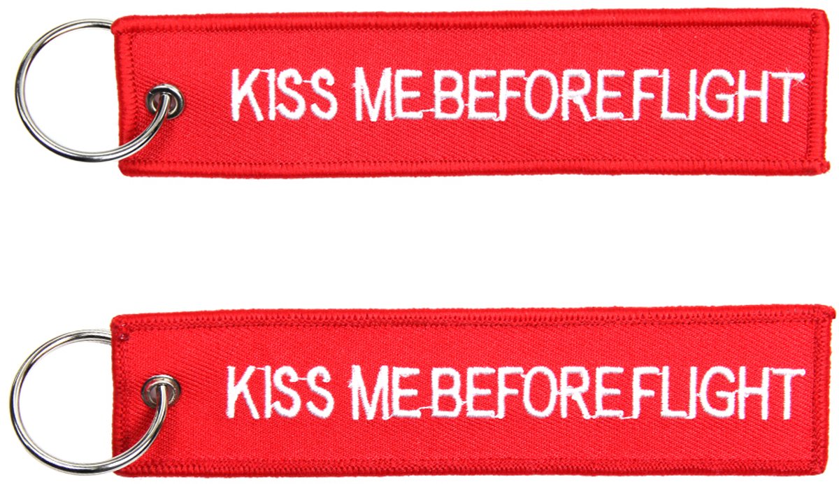 Sleutelhanger Kiss Me Before Flight