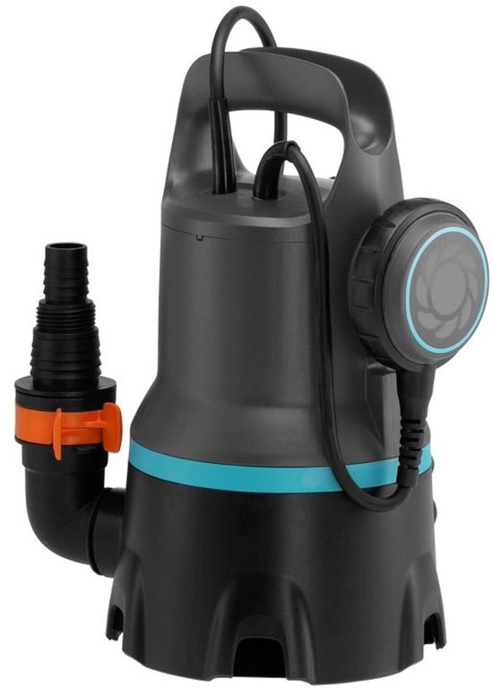 Zwarte en turquoise dompelpomp met handvat, slangaansluiting en filterkop met cirkeldetail.