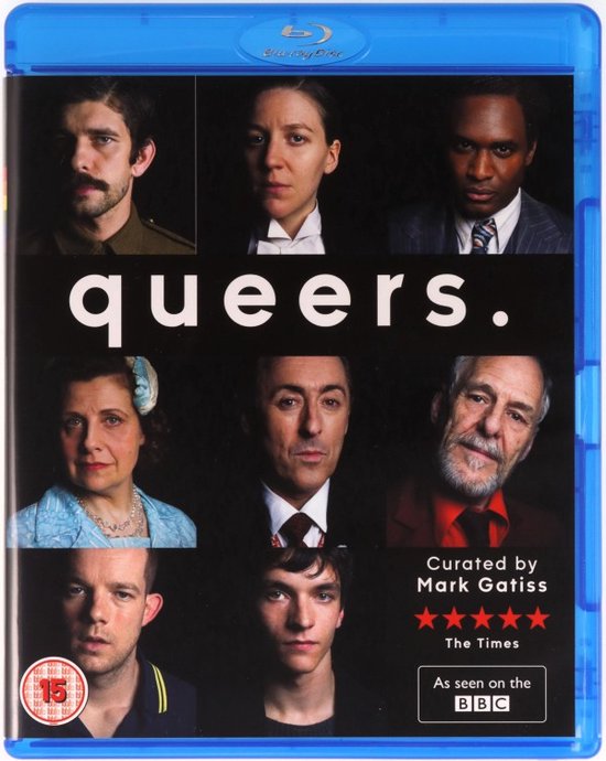 Voorkant Blu-ray hoesje van de serie 'Queers'. Met de titel en portraits van de cast.
