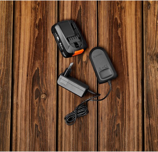 GARDENA Starter-Kit Gereedschapsaccu en lader - 18 V / 2.5 Ah - P4A PBA 18V/45 - AL1810 CV