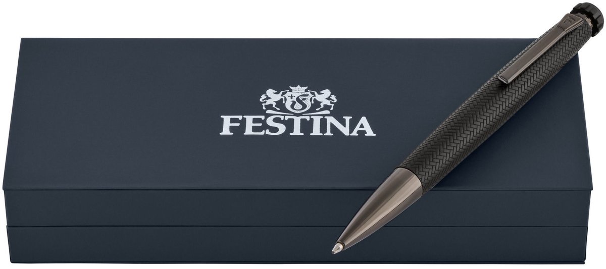 Pen Interlace