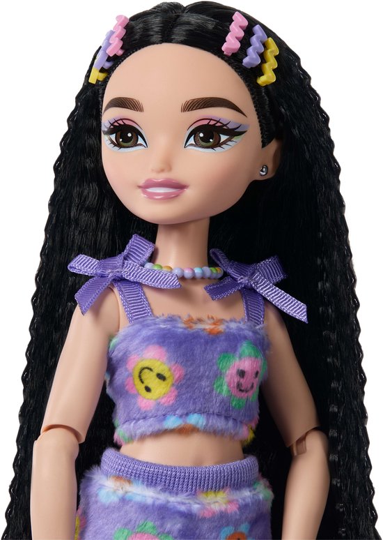 Barbie Dream Besties SKATE PARTY Renee Doll and Accessories van Barbie — afbeelding 3