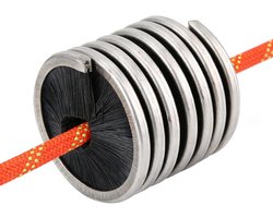 Touwborstel Reiniger - Touwkoordborstel - Klimtouw Onderhoud - Nylon & Staal - 5cm Diameter - Zwart