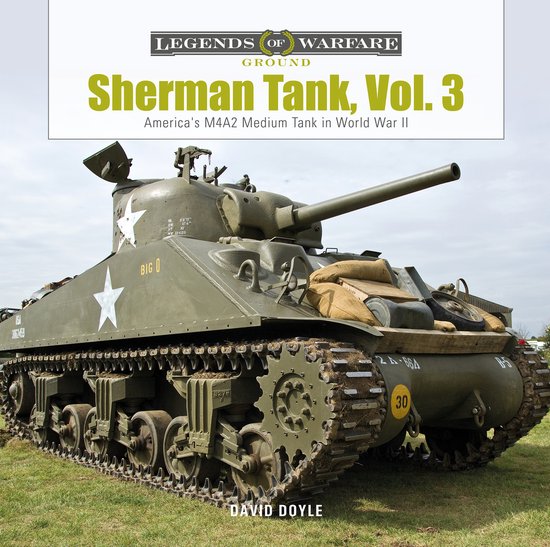Groene Sherman tank, M4A2 medium tank uit WOII, met 'BIG O' op de zijkant en een witte ster.