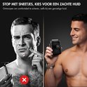 Linker helft: zwart-wit portret van man met scheerwondjes. Rechter helft: blije man met scheerapparaat, met zilveren horloge. Overgang van scheermes naar elektrisch.