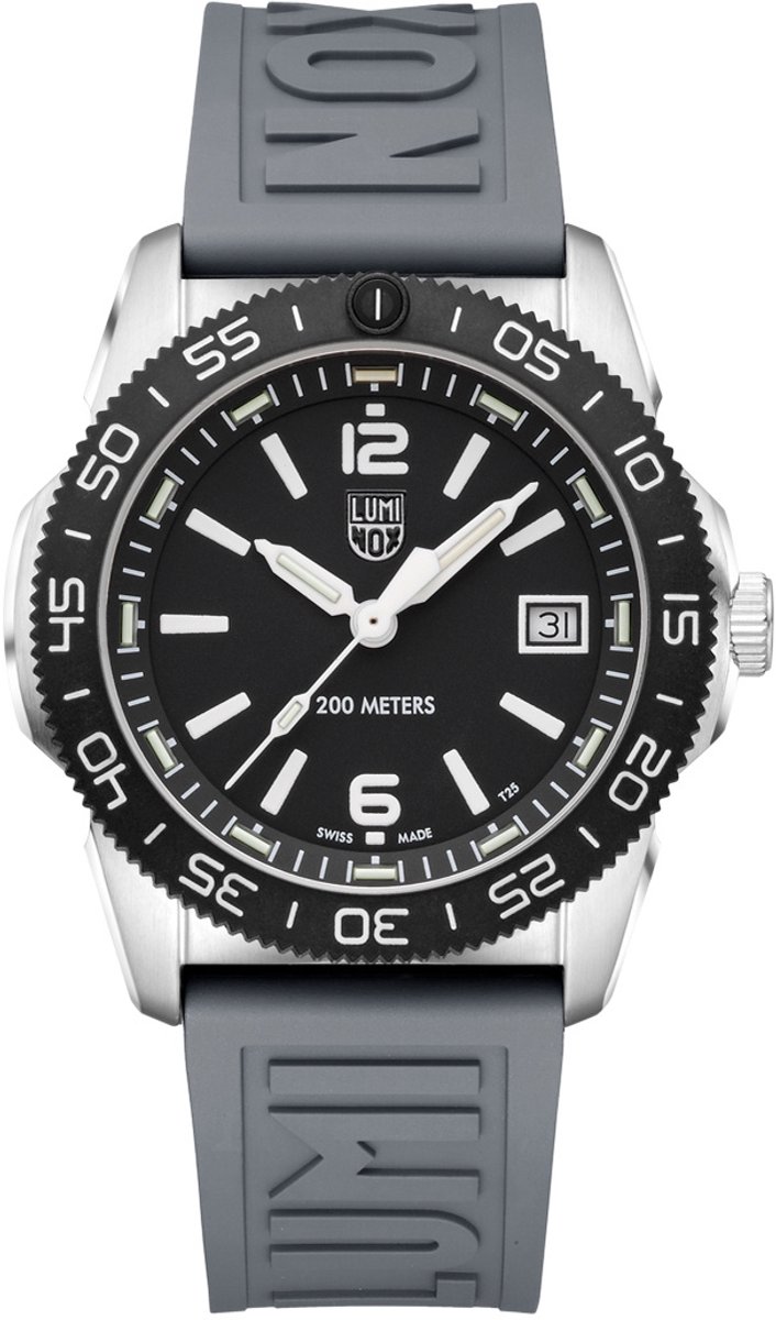 Luminox XS.CA22M Pacific Diver 3120M Series horloge