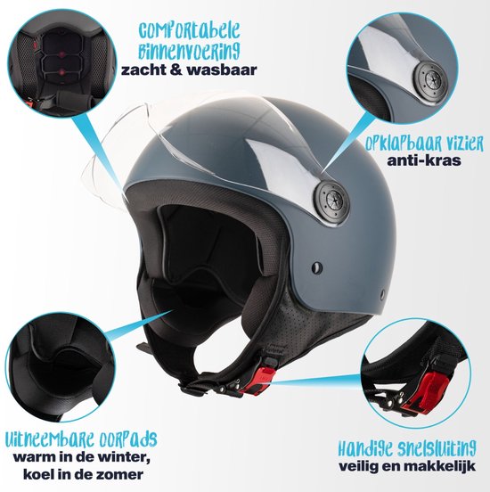 Donkerblauwe helm met uitneembare oorpads, opklapbaar vizier en handige snelsluiting.