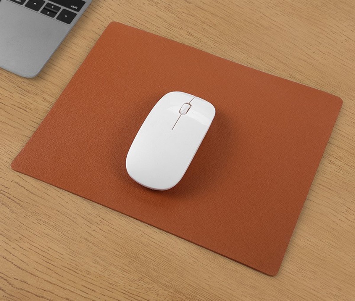 Image of 1 stuks muismat, dikke rubberen muismat met premium textuur, antislip, draagbaar en wasbaar, voor vrouwen, mannen, draadloze laptops, toetsenbordlade, gamingcomputer, kantoor, reizen, 26 x 21 cm.Lichtbruin