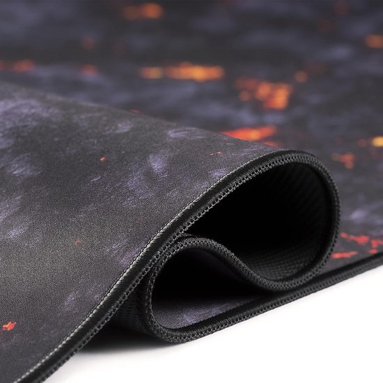 XXL Speed Gaming Muismat met Lava Motief - Groot Formaat, 900 x 400mm, Verbetert Precisie en Snelheid — afbeelding 3