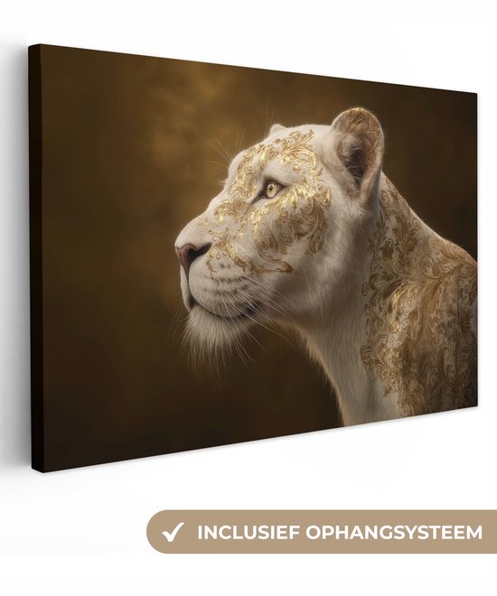 Witte leeuwin met gouden ornamenten op haar gezicht, hangend aan een muur. Inclusief ophangsysteem.