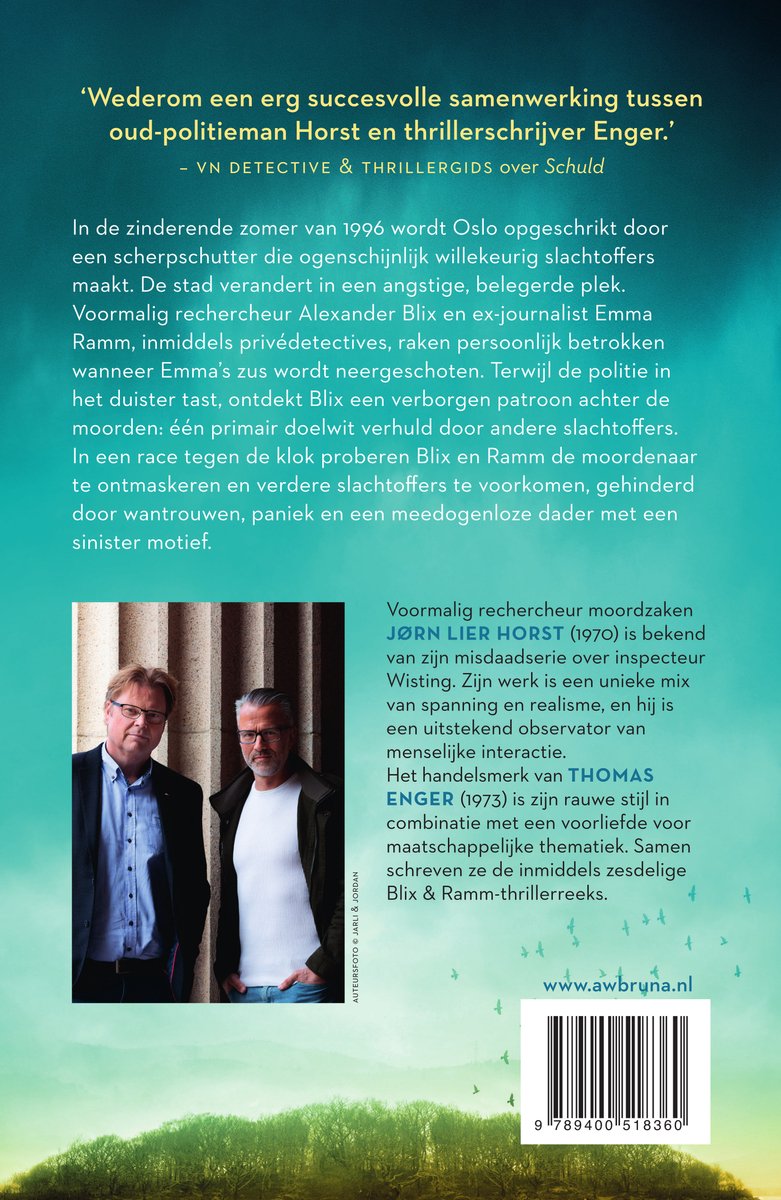 Achterkant boek 'Uitschot' met foto van auteurs Jørn Lier Horst en Thomas Enger.