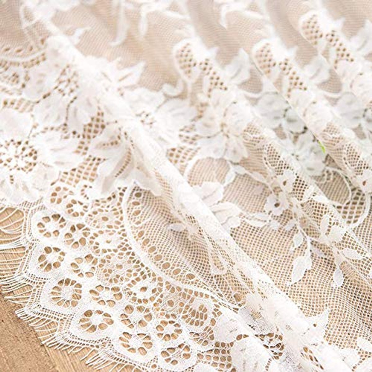 Lace Tafelkleed 75 x 300 cm – Vintage Gehaakt Voor Bruiloft en Feesten