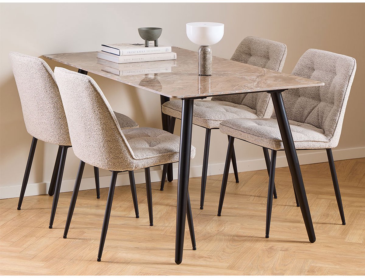 Wicklow eethoek tafel met 4 stoelen bruin, beige.