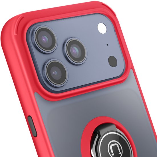Detail van de camera-uitsparing van een rode iPhone 17 Pro Max hoes, met ringstandaard.