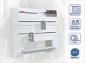 Porte-rouleau de cuisine Leifheit blanc avec étiquettes : 'SAC CONGÉLATION', 'ESPACE ÉTAGÈRE', 'RUBAN ADHÉSIF'.