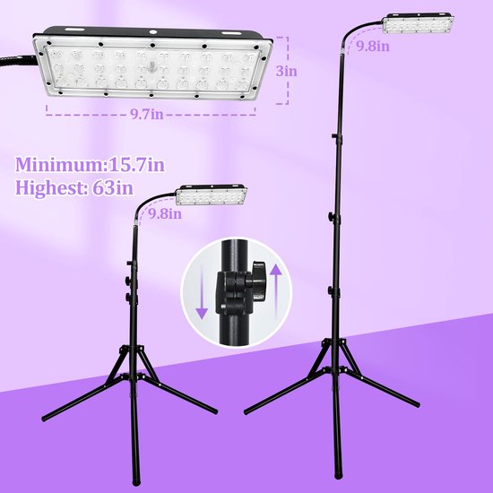 Zwarte verstelbare standaard met een rechthoekige lamp; minimaal 15,7 inch, maximaal 63 inch hoog.