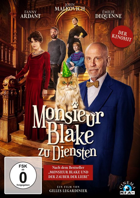John Malkovich in een blauw pak met strik, naast een kat met een feestmuts. Fanny Ardant draagt een rode jurk. Tekst: Monsieur Blake zu Diensten.