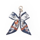 xoxo Wildhearts Bag Charm - Parisian Bow - Black - Hangertje voor handtas - Accessoire voor dames tas - Strikje - Hanger met strik - Sleutelhanger - Zwart