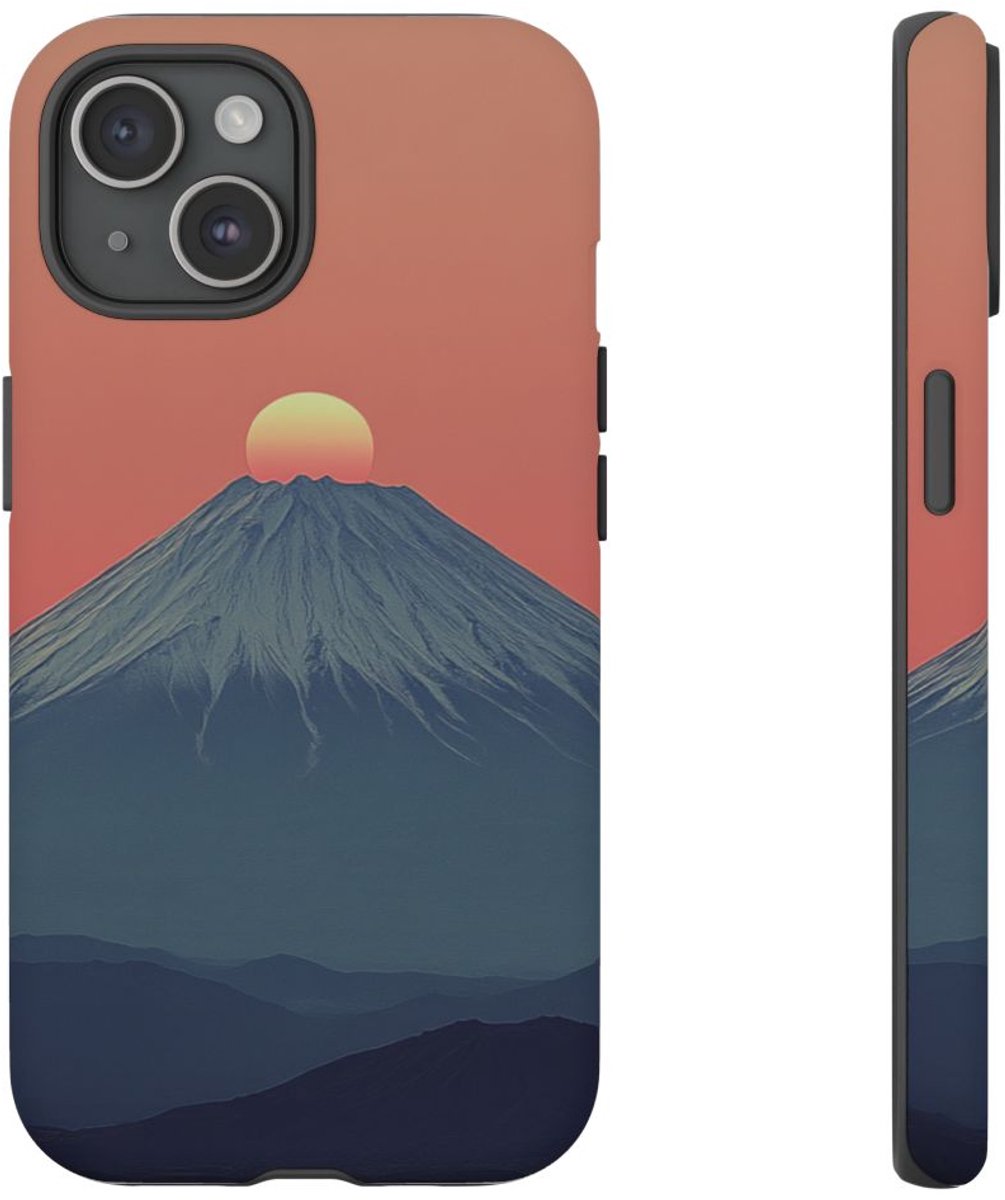 Berglandschap bij Zonsondergang – Telefoonhoesje Geschikt voor iPhone 15