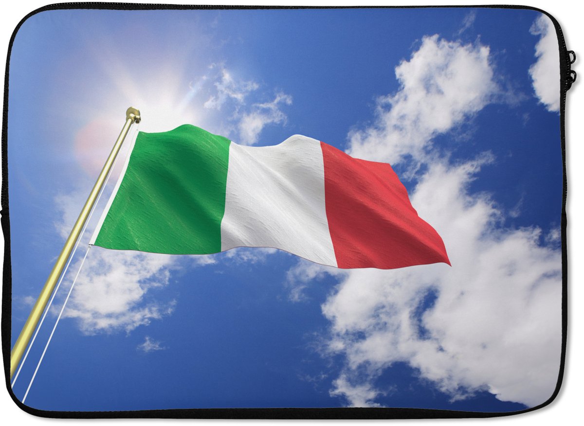 Laptophoes 14 inch - De vlag van Italië wappert in de lucht - Laptop sleeve - Binnenmaat 33x23 cm - Zwarte achterkant