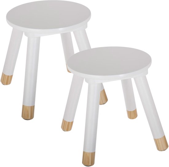 Twee witte ronde krukjes, één groot en één klein, met houten poten.