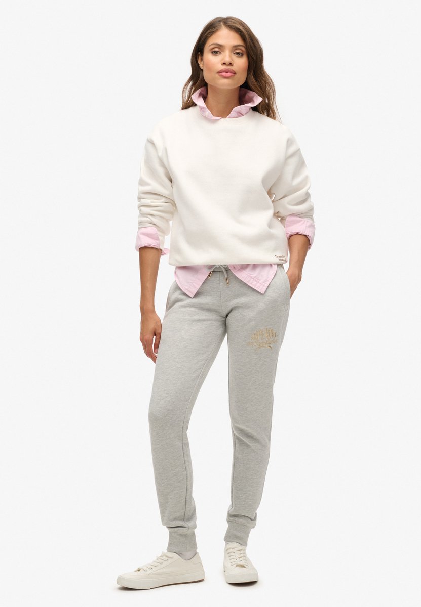 Superdry Luxe slimfit joggingbroek met metallic logo Dames Broeken Beige