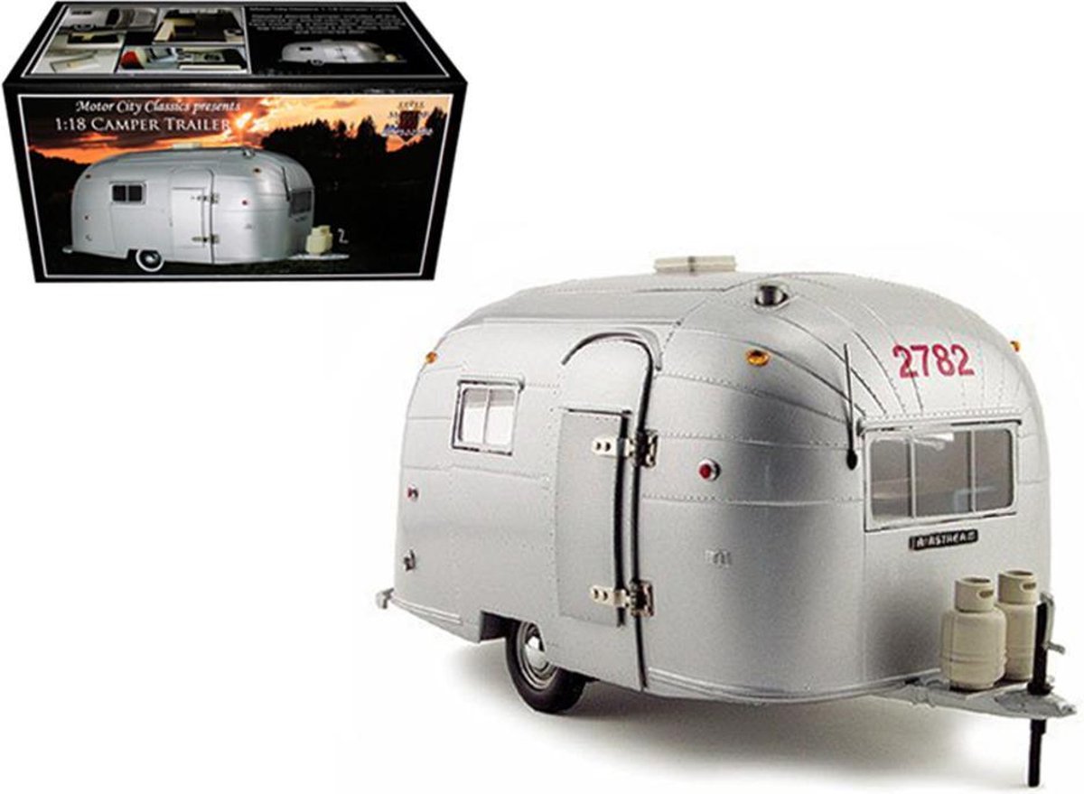 Airstream Camper Trailer 1-18 Motorcity Classics | bol