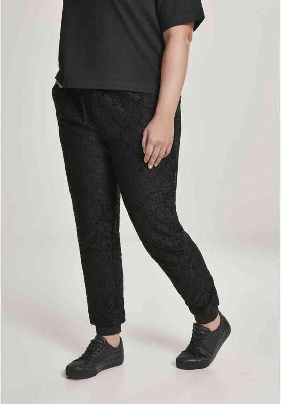 Urban Classics - Lace Jersey Dames joggingbroek - L - Zwart