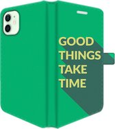 Apple iPhone 12 Mini Telefoonhoesje - Portemonneehoesje  - Met pasjeshouder - Met Quote - Good Things - Groen