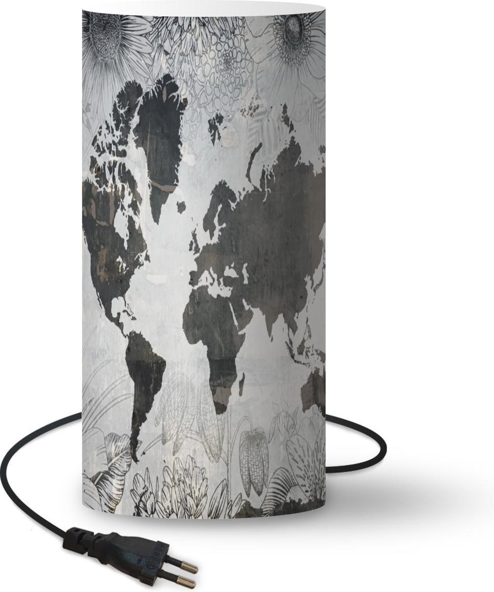 Lamp - Nachtlampje - Tafellamp slaapkamer - Wereldkaart - Bloemen - Hout - 54 cm hoog - Ø24.8 cm - Inclusief LED lamp