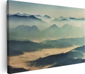 Artaza Canvas Schilderij Heuvel Landschap Tijdens De Mist - 90x60 - Foto Op Canvas - Canvas Print - Muurdecoratie