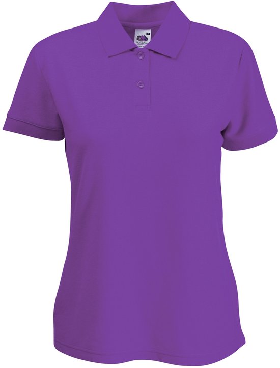 Paars dames poloshirt met korte mouwen en knoopjes, voorkant zichtbaar.